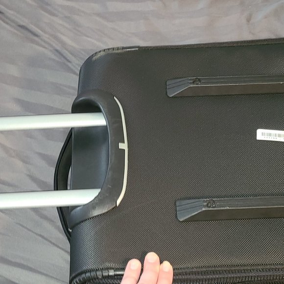 30" long High Sierra rolling suitcase - Picture 6 of 7